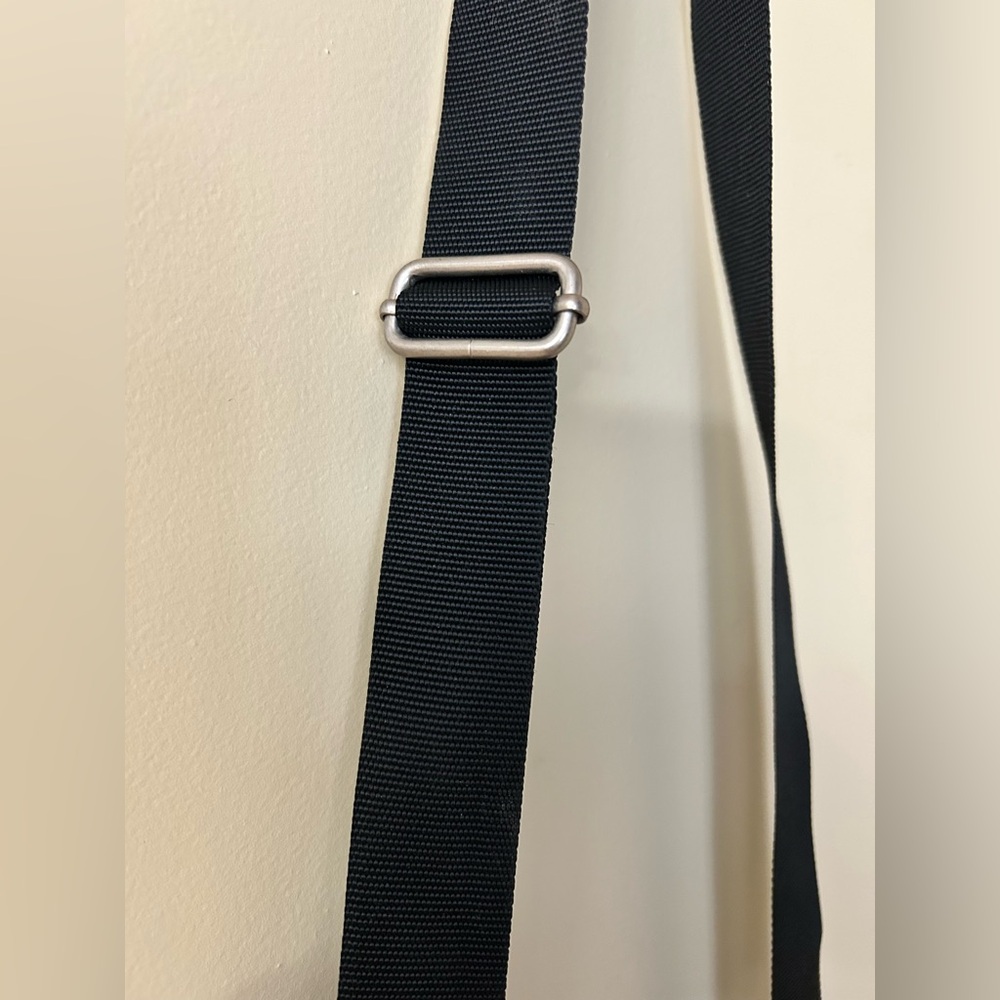 Baggallini Horizon Crossbody Bags for Women 10x10.5 Lightweight Water-Resistant - Picture 5 of 10